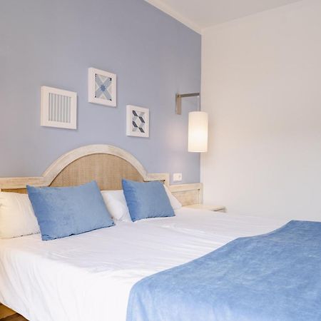 Hostal Hpc Porto Colom Екстериор снимка