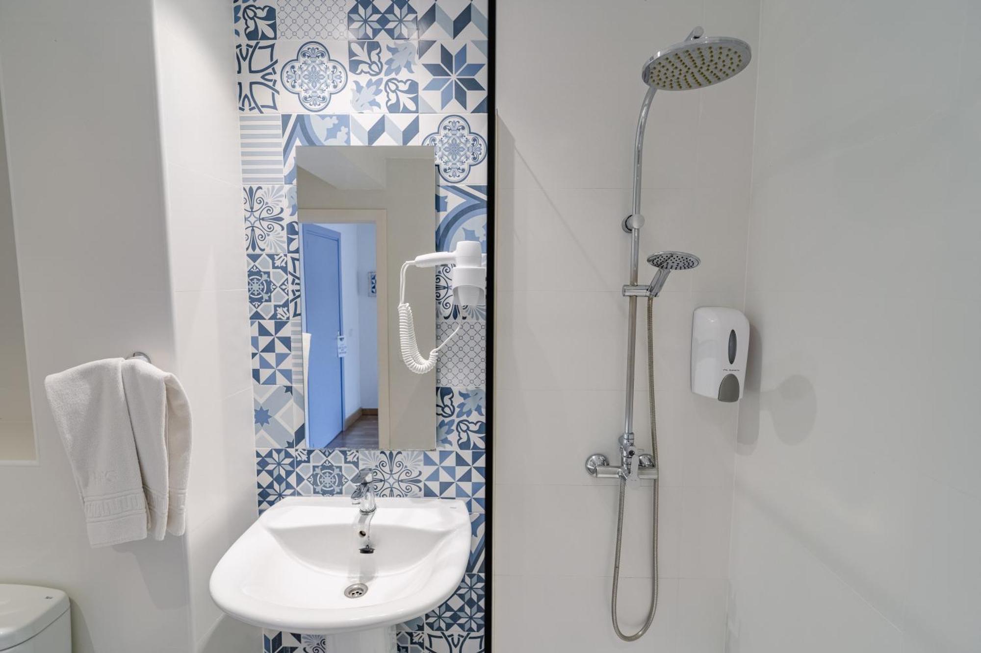 Hostal Hpc Porto Colom Екстериор снимка