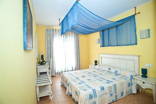 Hostal Hpc Porto Colom Екстериор снимка